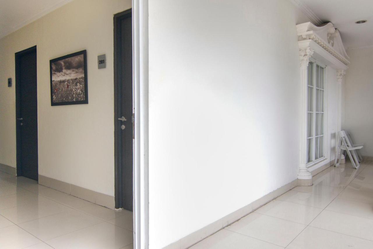 Oyo 3733 Guntur 40 Residence ジャカルタ エクステリア 写真
